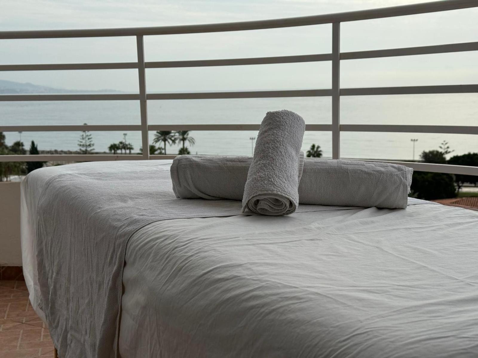 A&N Azucena Apartamento Torre Del Mar Exterior foto